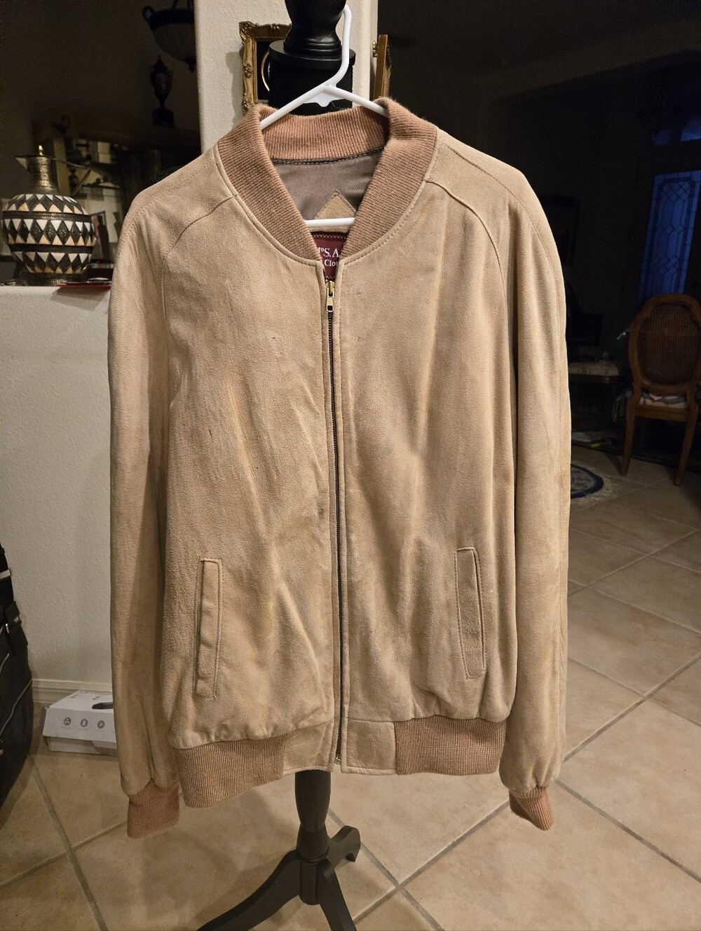 Vintage Jos.A Banks Men's Beige Suede Bomber Jacket - Classic Casual